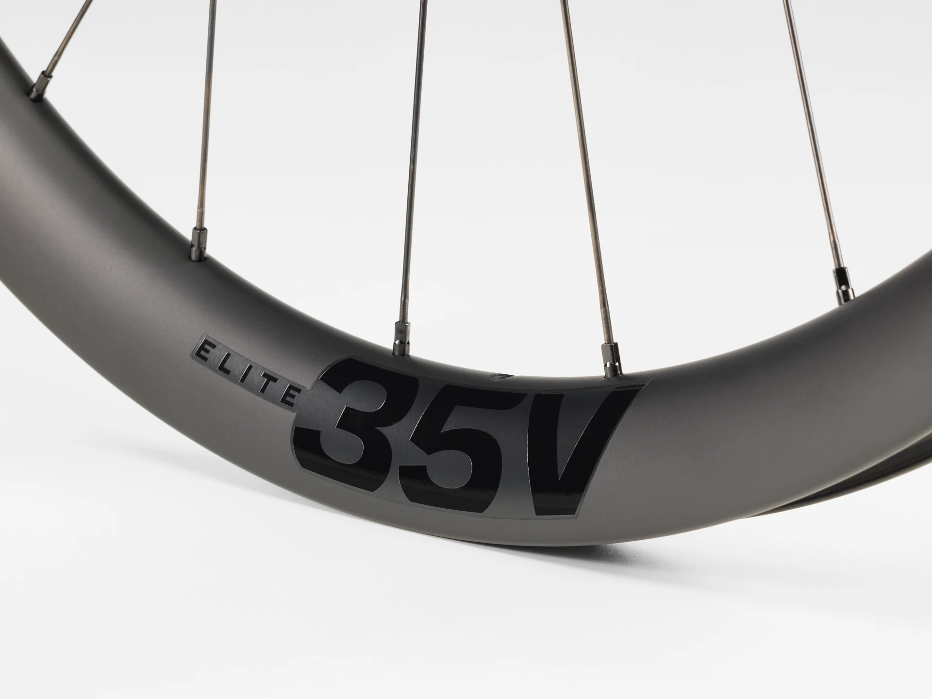 Bontrager Aeolus Elite 35V TLR Disc Road Wheel Etukiekko