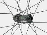 Bontrager Aeolus Pro 37 TLR Disc Road Wheel Etukiekko