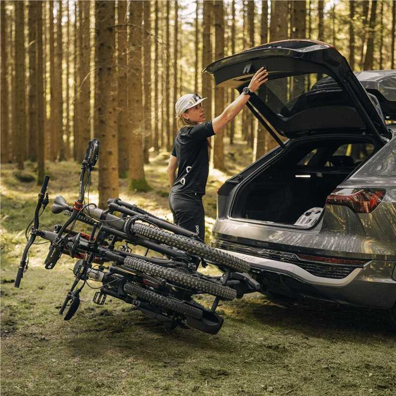 Thule EasyFold 3 3-pyörän Polkupyöräteline