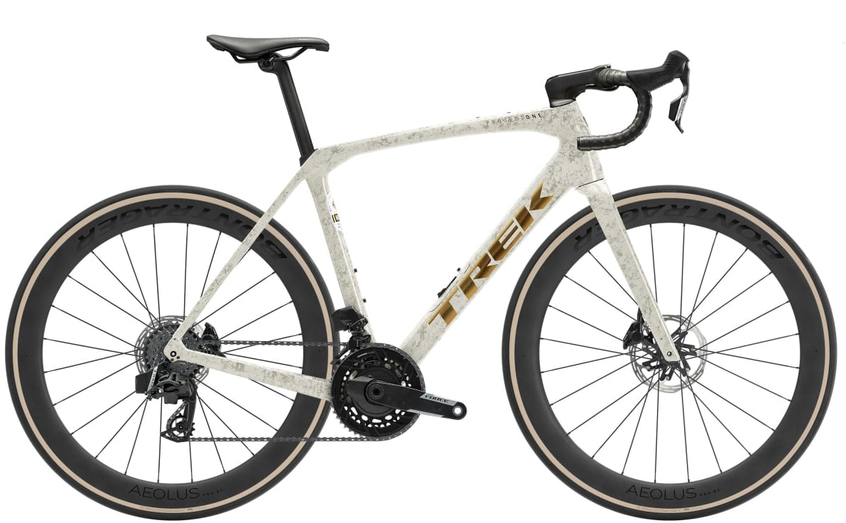 Trek Domane SLR 7 AXS Gen 4 Valkoinen