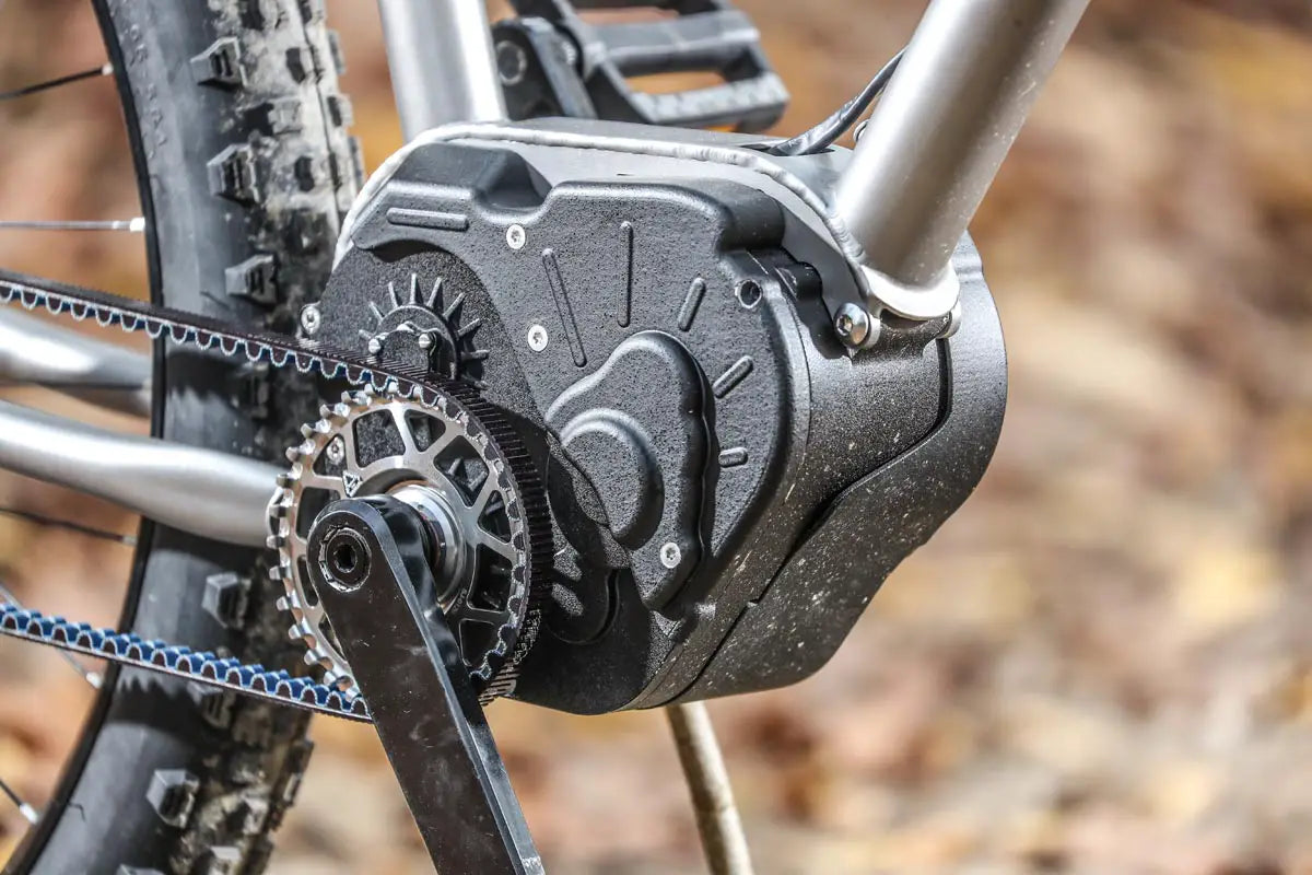 Ketju ja hihnavetoisen pyörän ominaisuudet