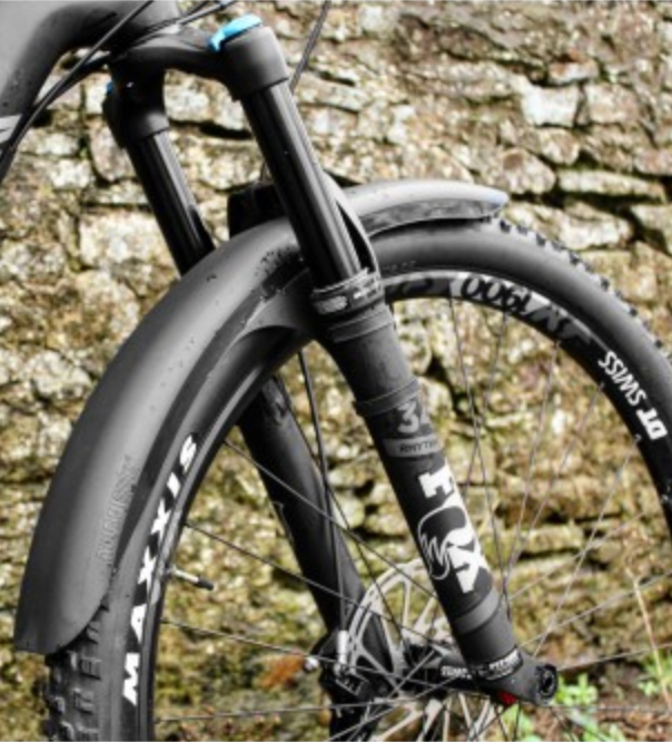 Mucky Nutz MugGuard Pitkä Etulokasuoja