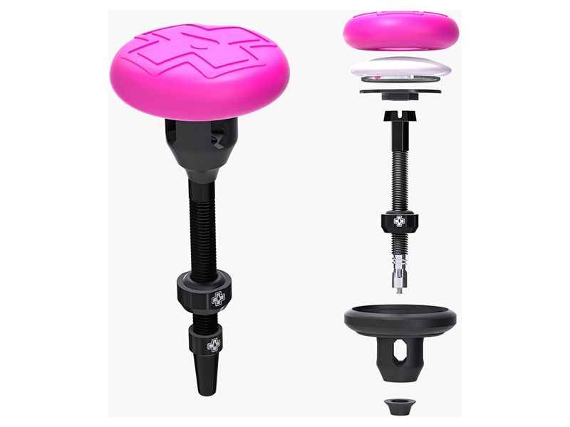 MUC-OFF Stealth Tubeless Tag Holder & 44mm Valve Kit