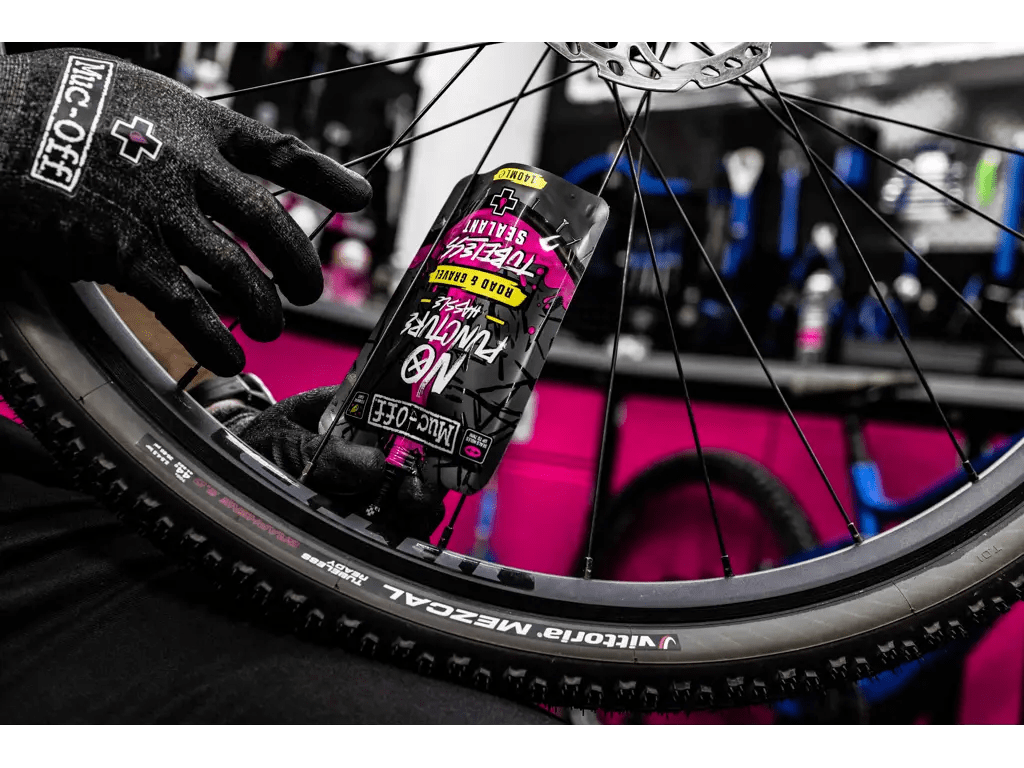 MUC-OFF No Puncture Hassle Tubeless Sealant MUC-OFF Road & Gravel 140ml Tubeless neste