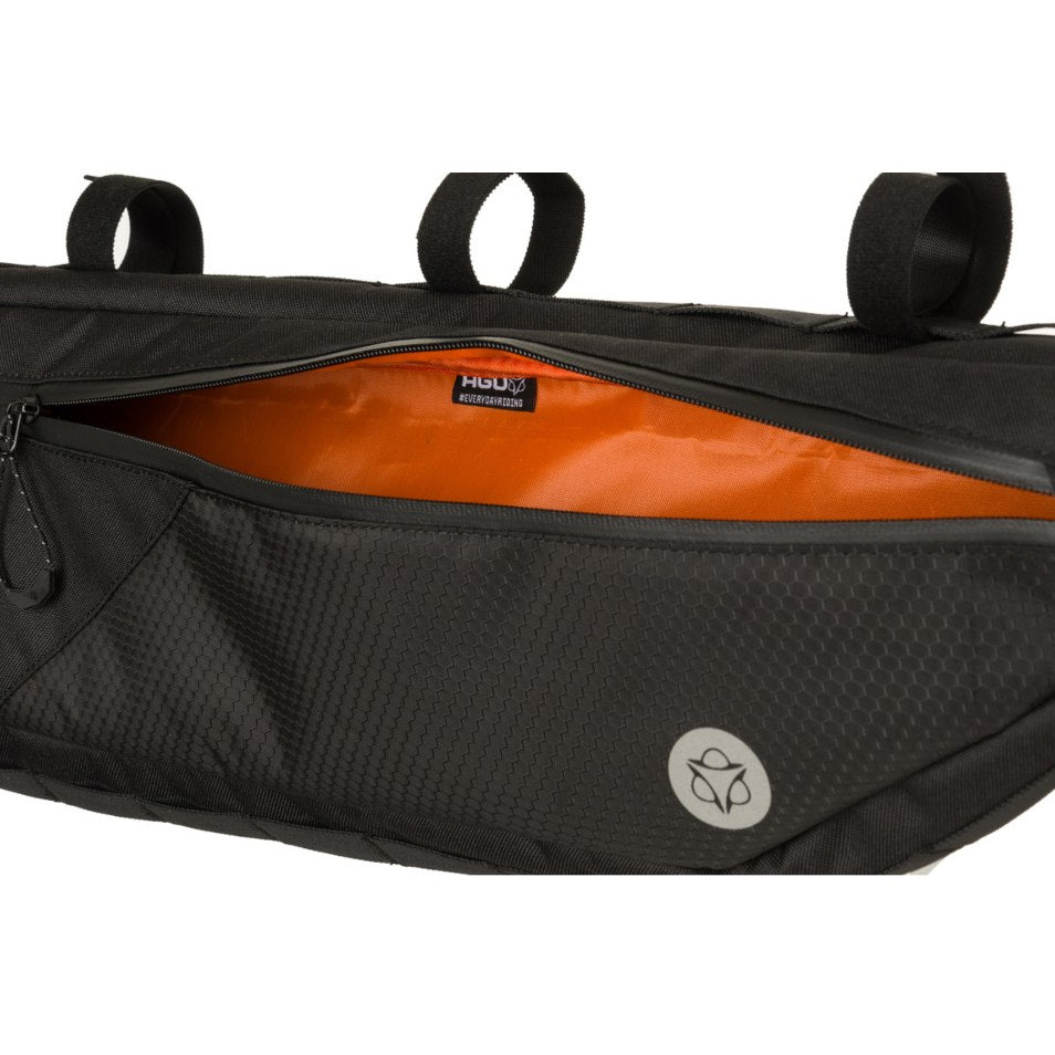 AGU TUBE FRAME-PACK VENTURE MEDIUM RUNKOLAUKKU Musta