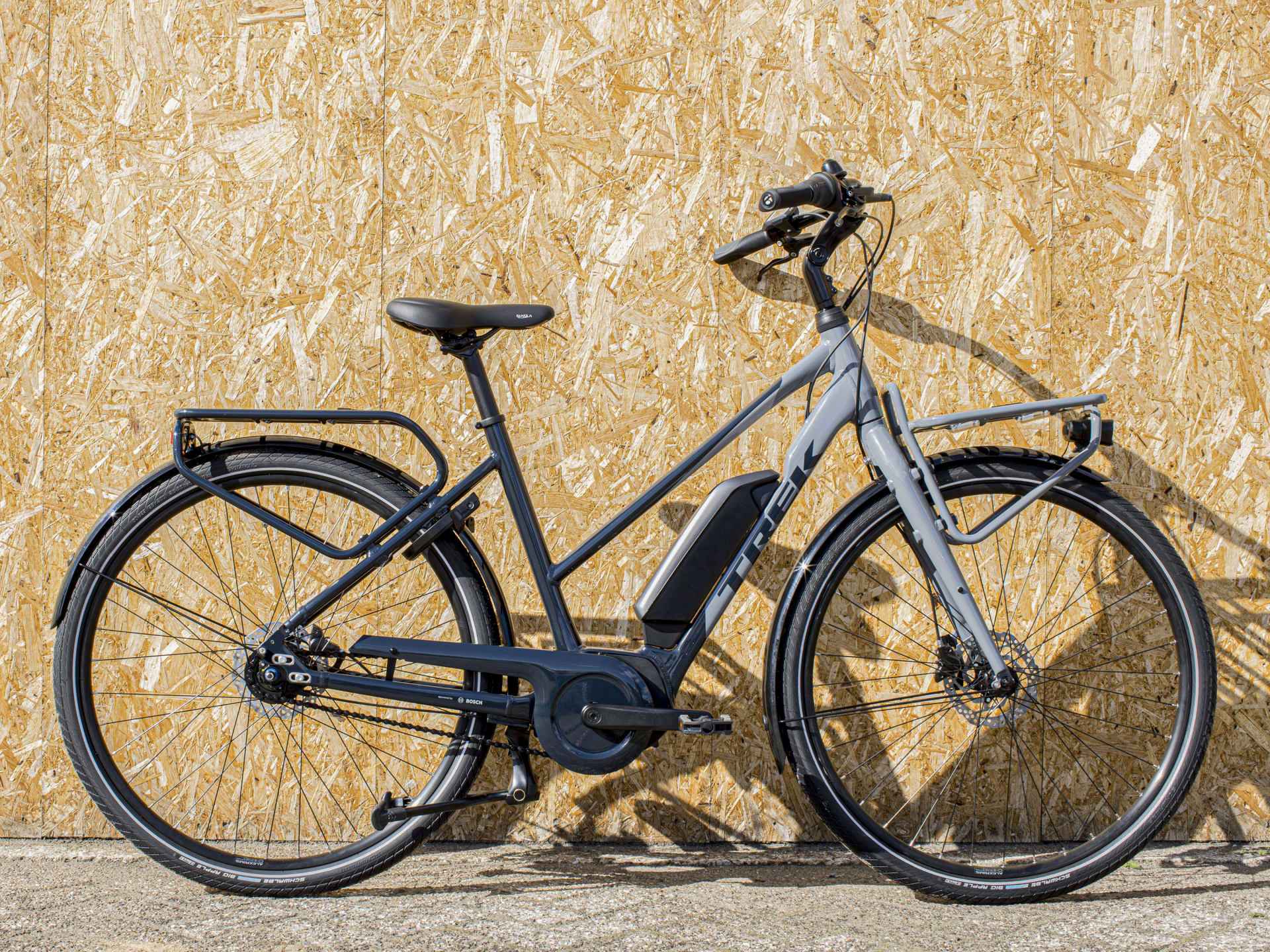 Trek District+ 2 Stagger