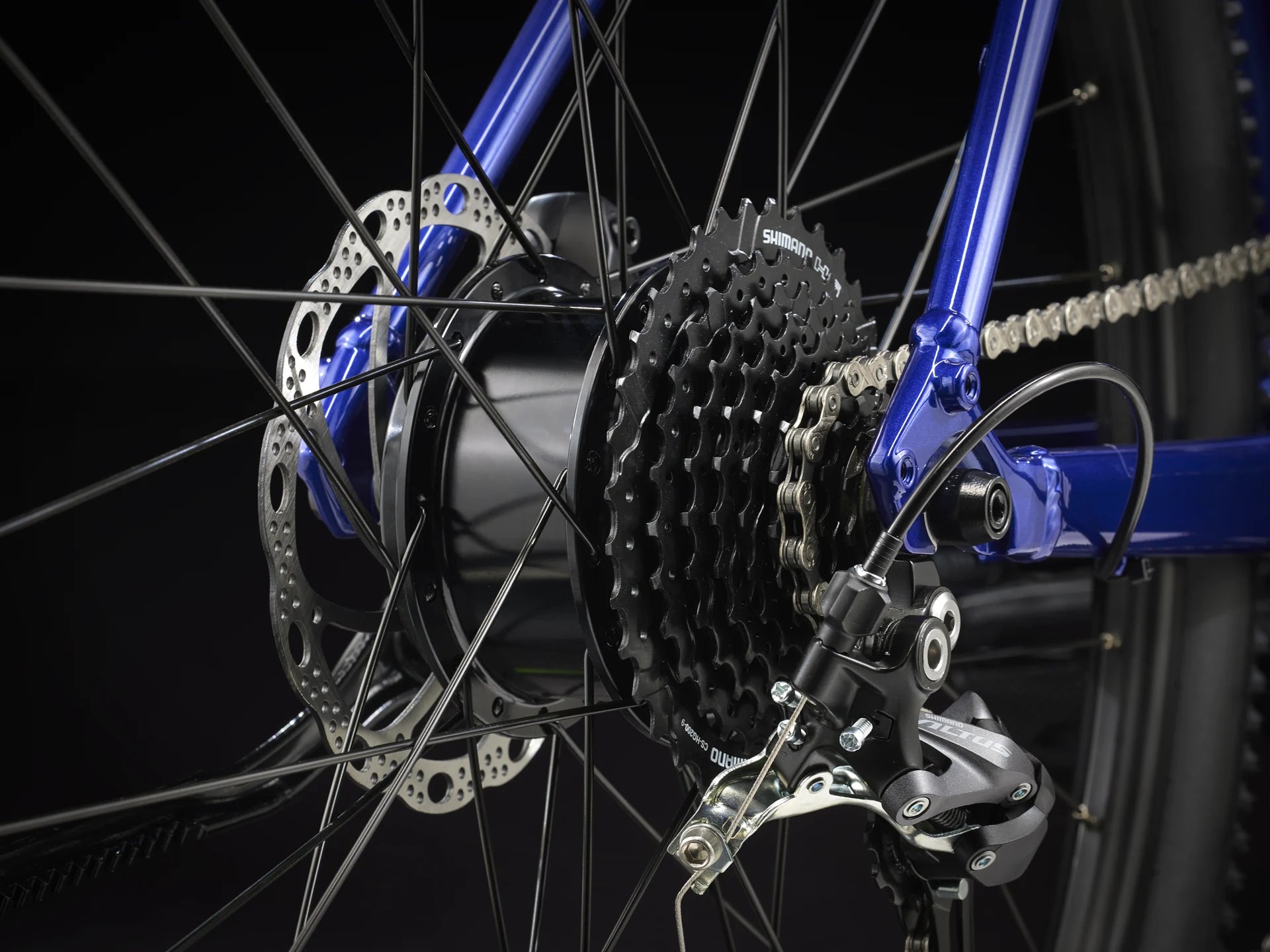 Trek Dual Sport+ 2 Stagger