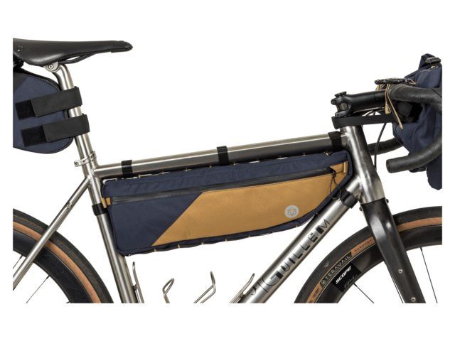 AGU TUBE FRAME-PACK VENTURE LARGE RUNKOLAUKKU
